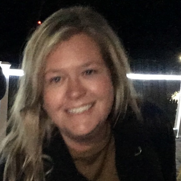 Meet your Posher, Jennifer - Picture 2 of 2